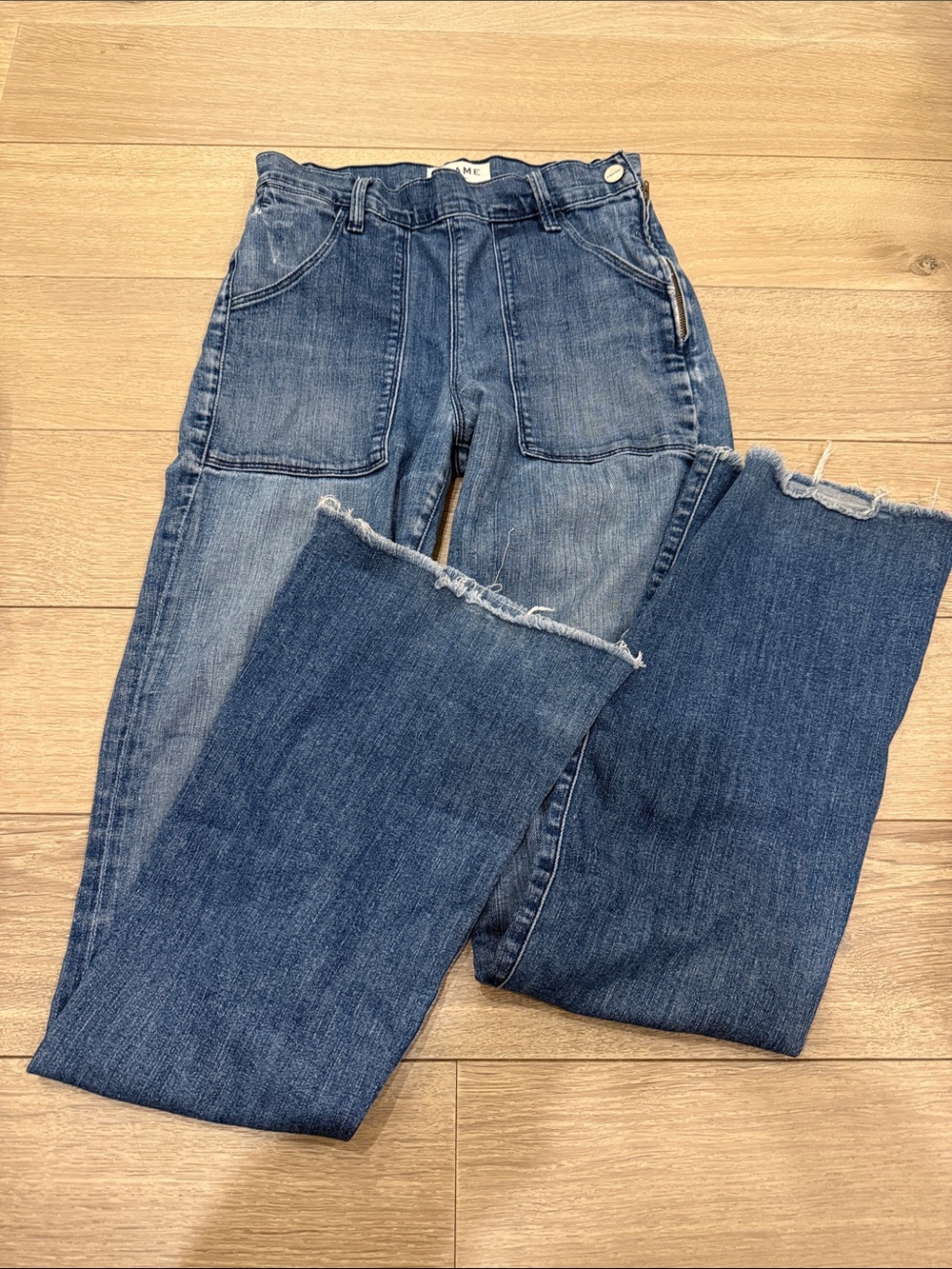 FRAME jeans